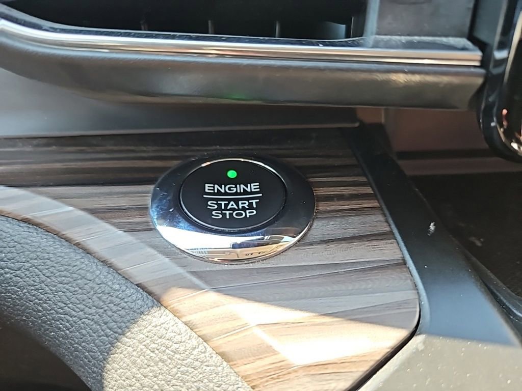 Used 2020 Ford Explorer Limited image 21