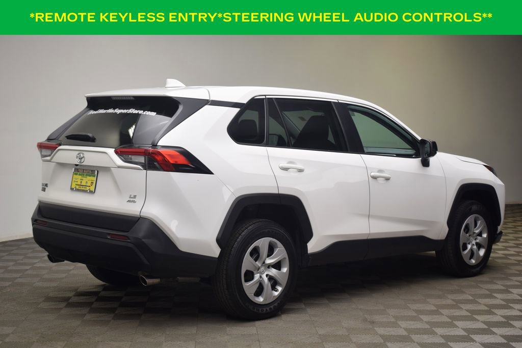 Used 2024 Toyota RAV4 LE image 7