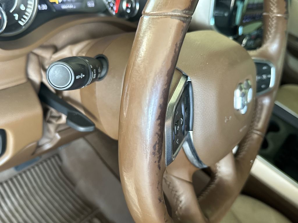 Used 2019 RAM 1500 Laramie AWD/4WD image 21