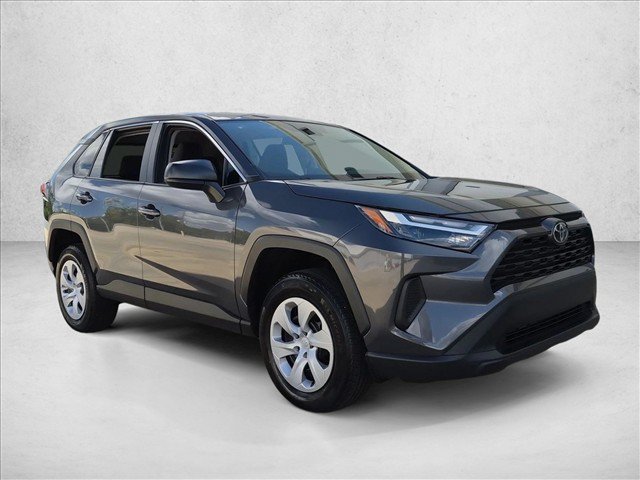 Used 2024 Toyota RAV4 LE FWD image 3