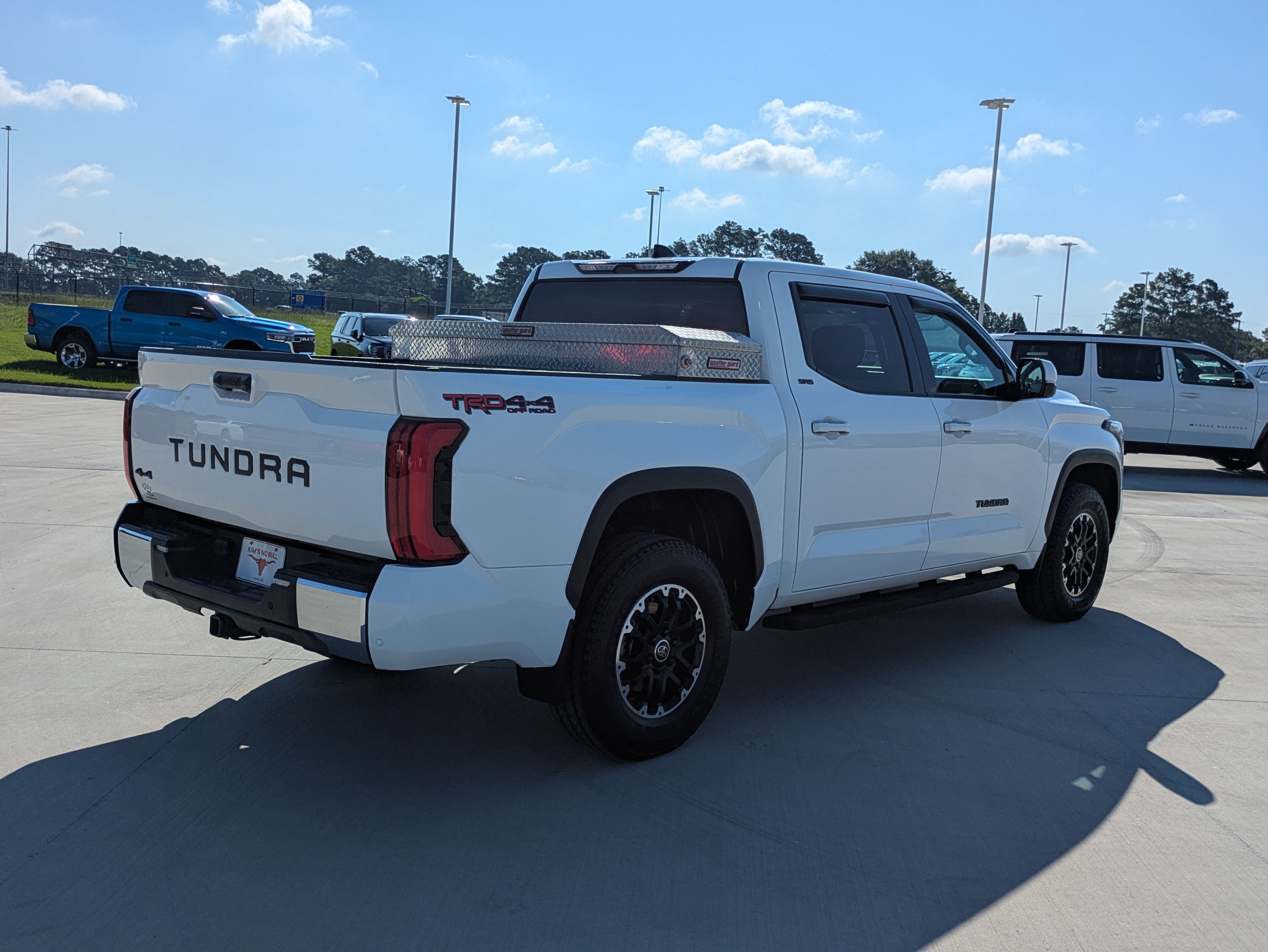 Used 2022 Toyota Tundra SR5 w/ TRD Off-Road Package AWD/4WD image 6