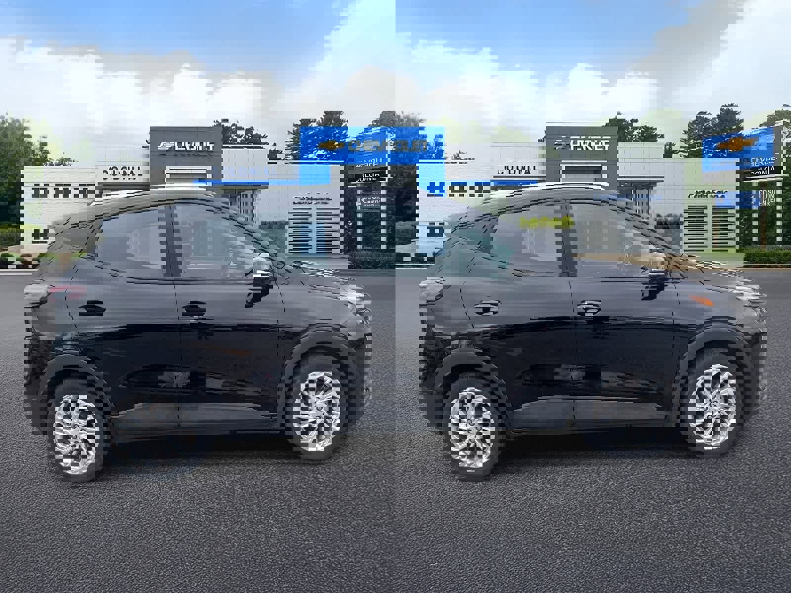 Used 2023 Chevrolet Bolt EUV LT w/ Driver Confidence Package image 3