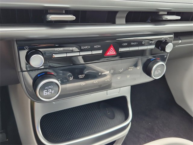 New 2026 Hyundai Ioniq 9 SE image 9