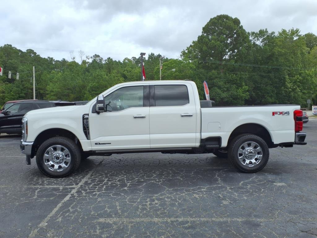 New 2025 Ford F250 Lariat w/ Lariat Ultimate Package image 4