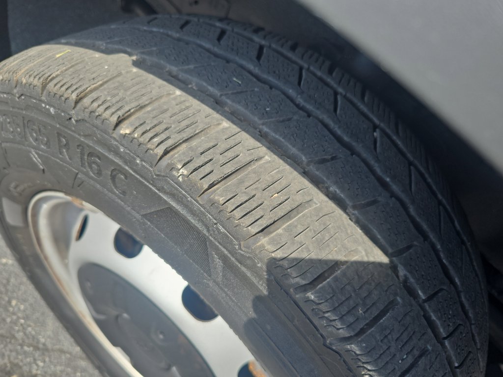 Used 2016 Ford Transit 250 Base image 29