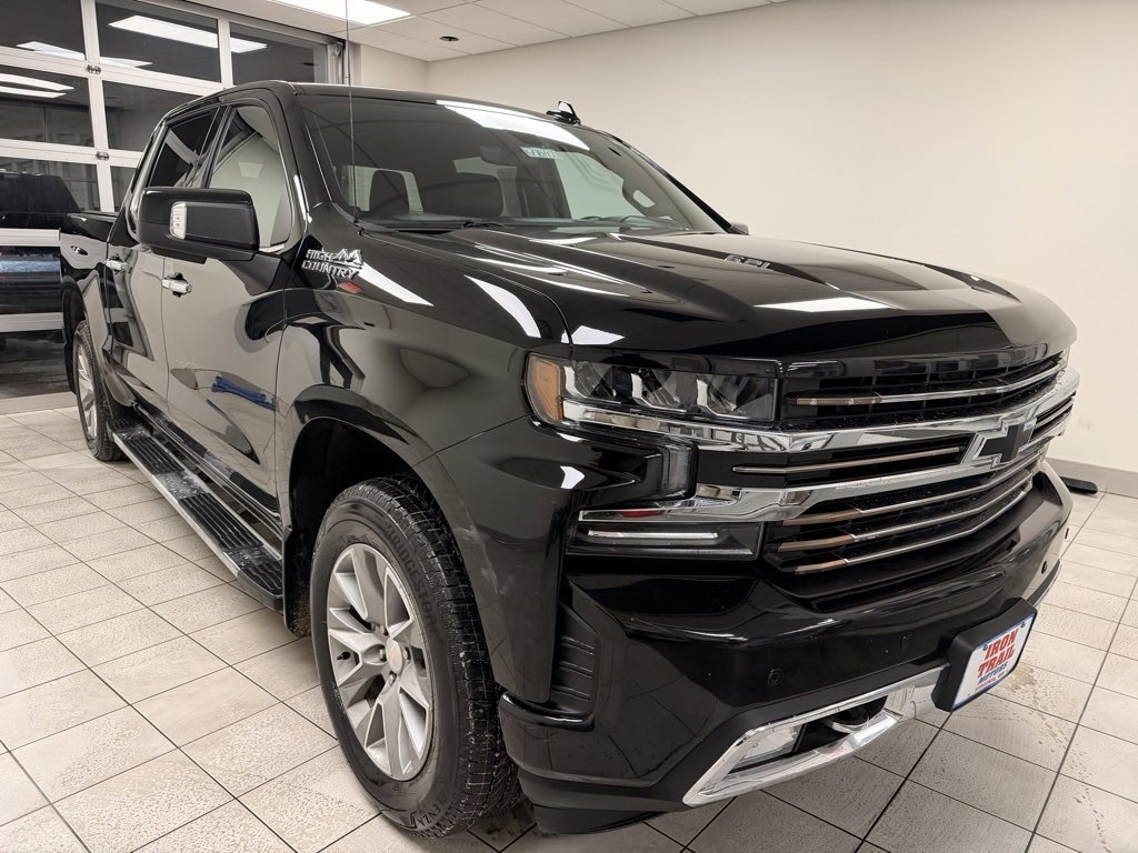 Certified 2019 Chevrolet Silverado 1500 High Country w/ Technology Package image 2