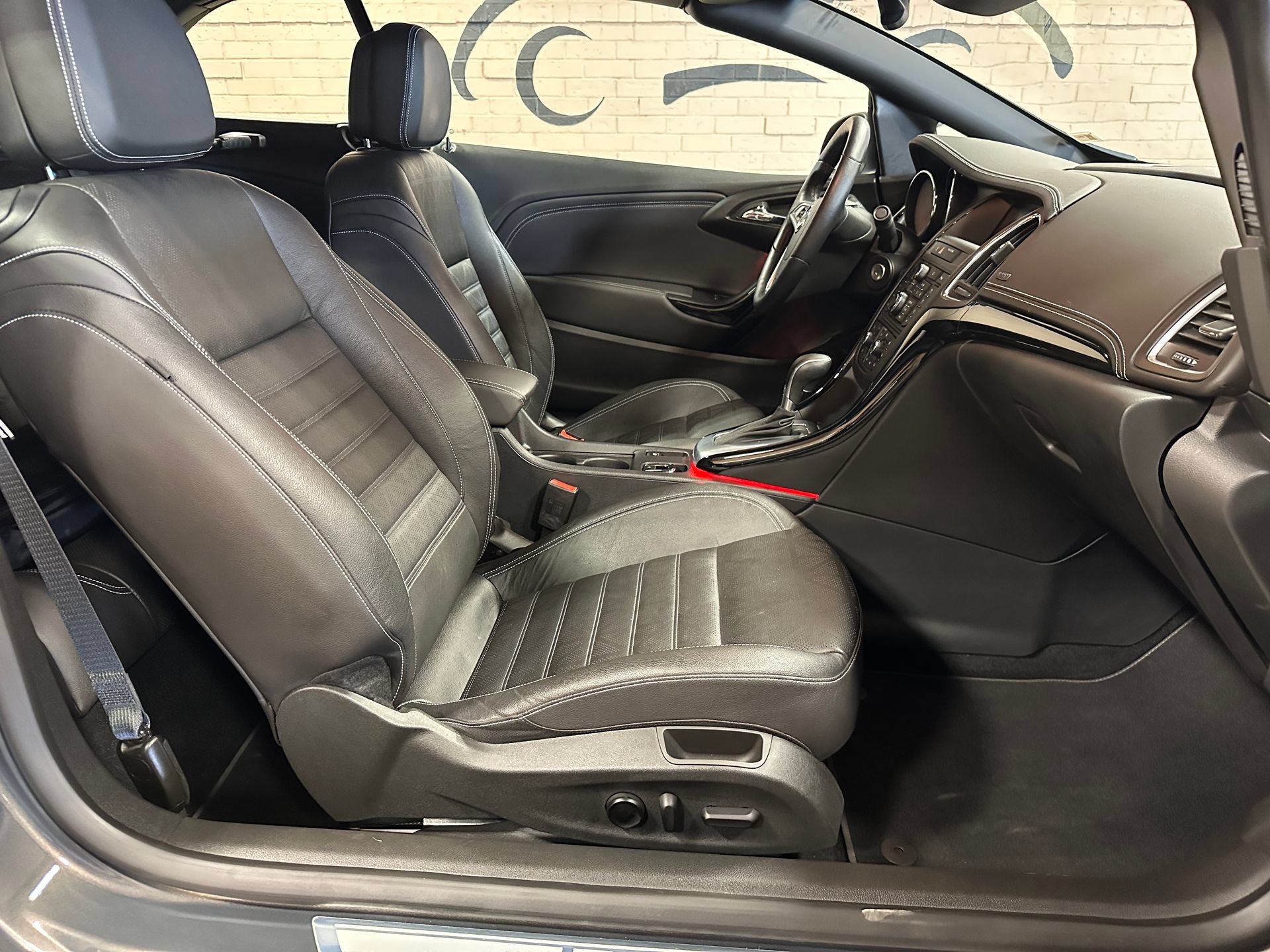 Used 2016 Buick Cascada Premium FWD image 20