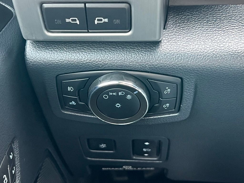 Used 2022 Ford F250 Platinum w/ FX4 Off-Road Package image 33