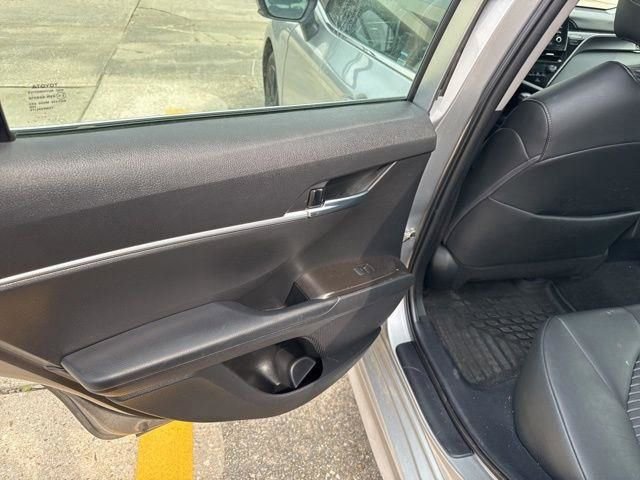 Used 2023 Toyota Camry SE w/ Convenience Package image 34