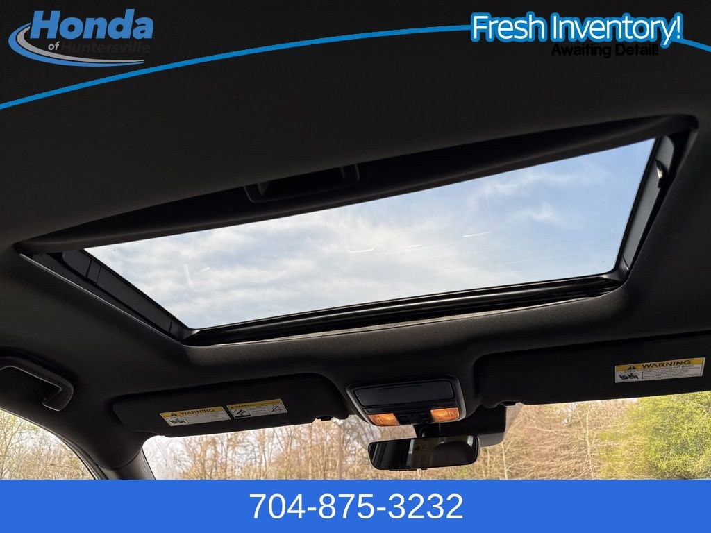 Used 2022 Honda Pilot TrailSport image 16