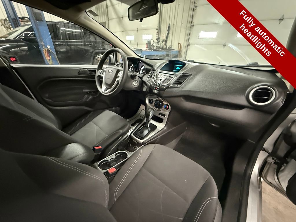 Used 2017 Ford Fiesta SE FWD image 40