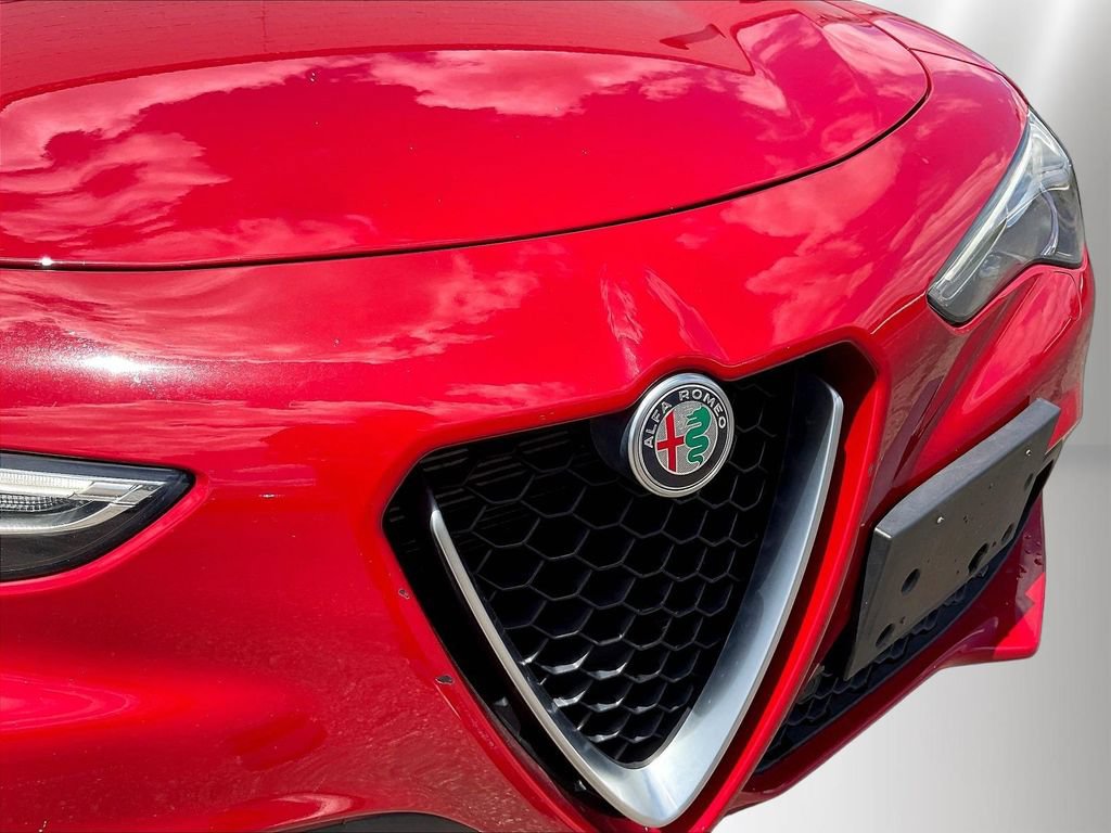 Used 2022 Alfa Romeo Stelvio Ti AWD/4WD image 31