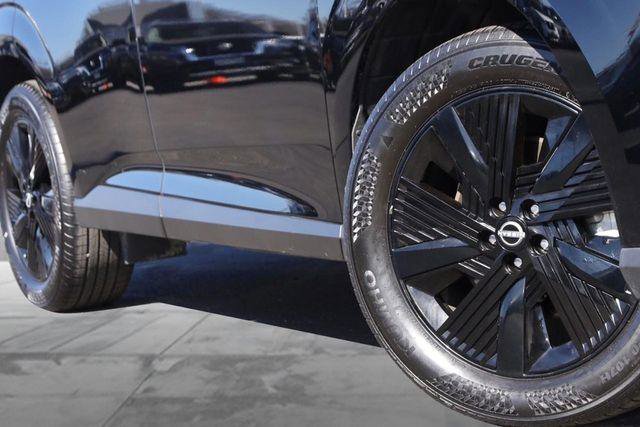 Used 2025 Nissan Murano SV image 3