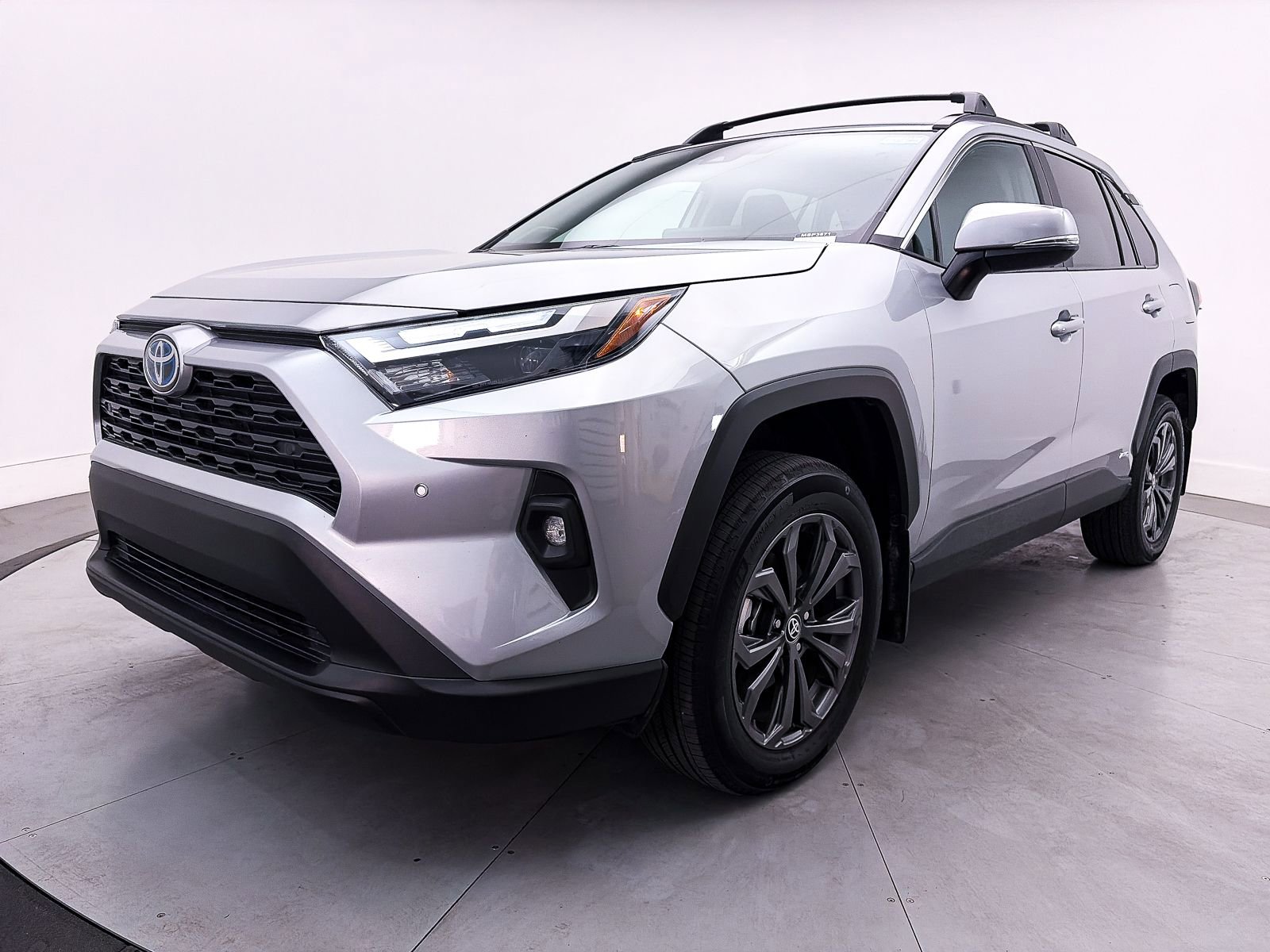 Used 2024 Toyota RAV4 XLE Premium w/ Weather Package image 11