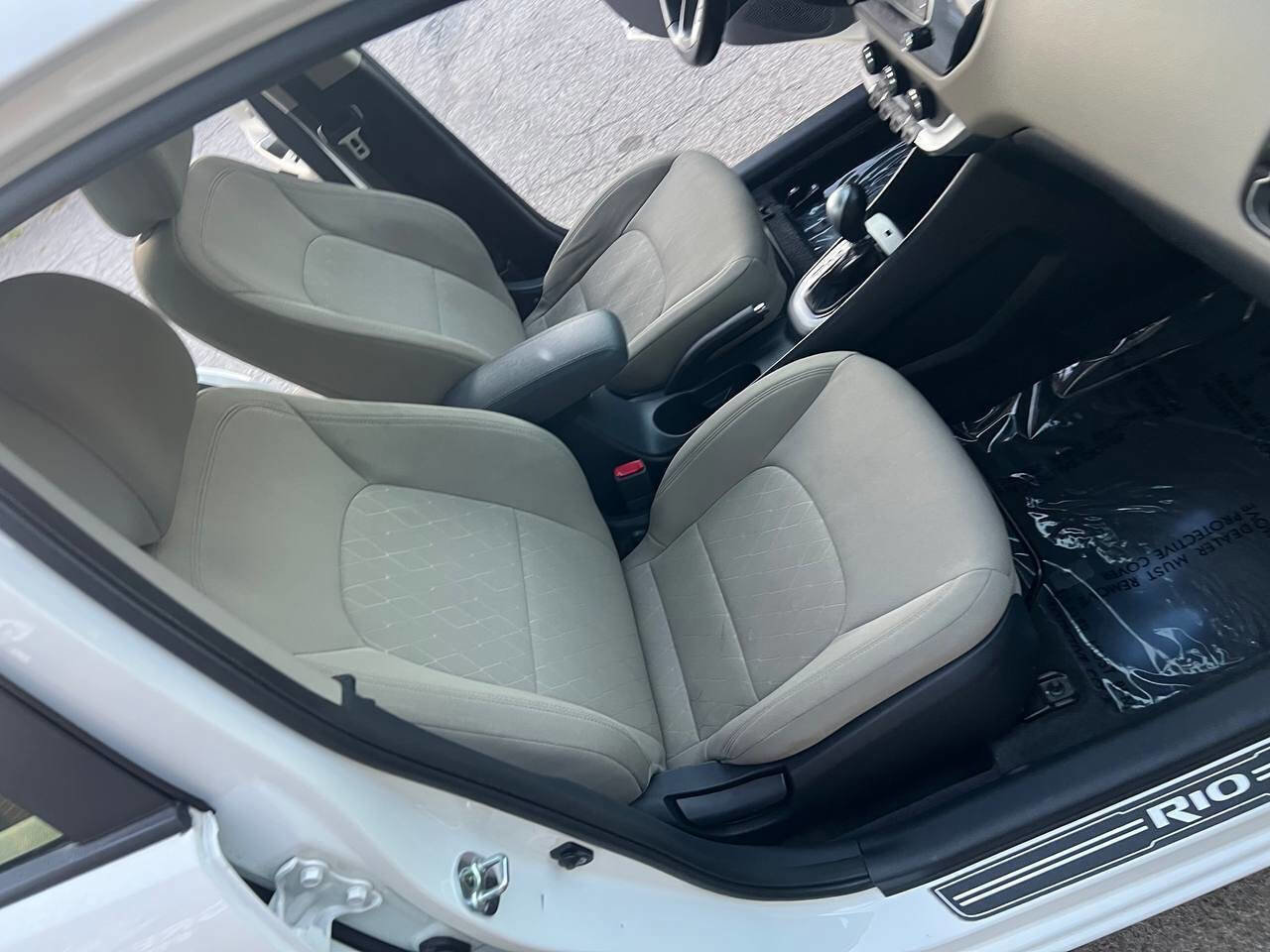 Used 2016 Kia Rio EX image 19