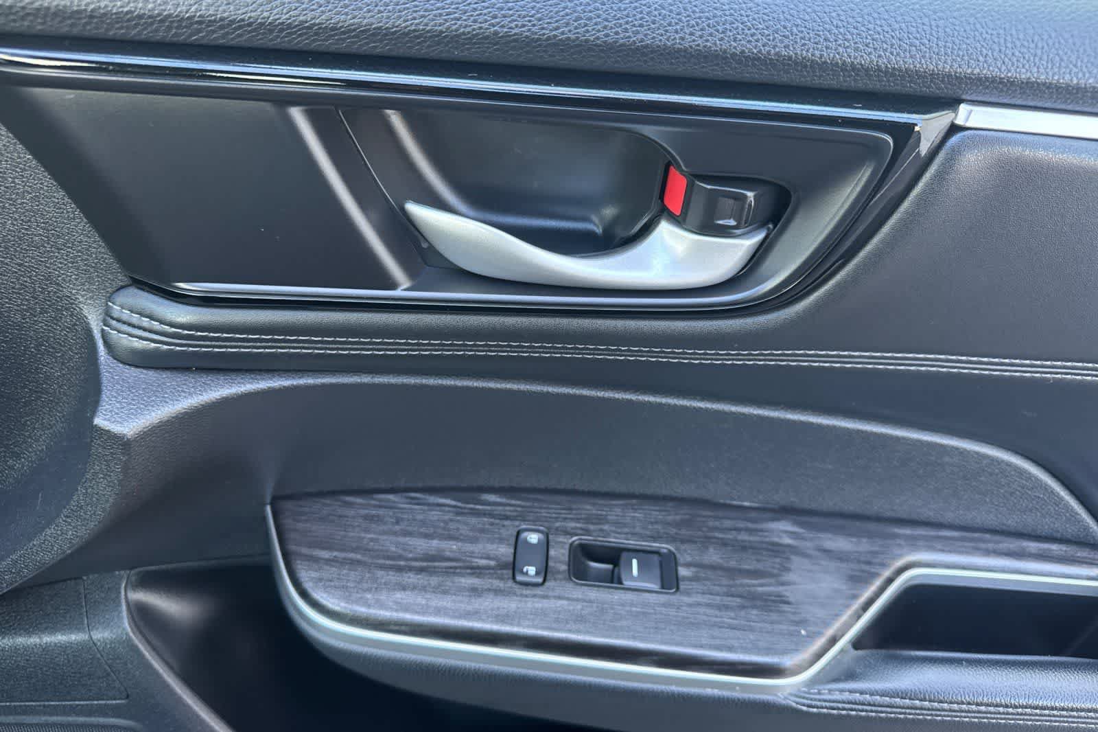 Used 2019 Honda Clarity Plug-In Hybrid image 18