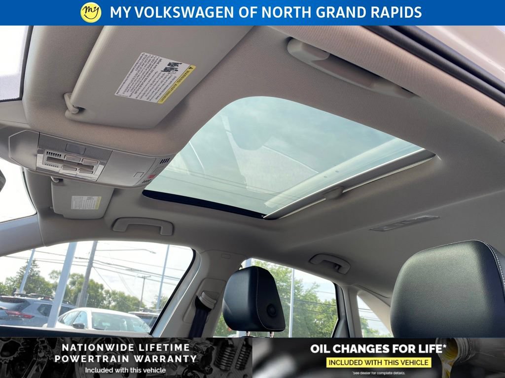 New 2026 Volkswagen Jetta SE FWD image 13
