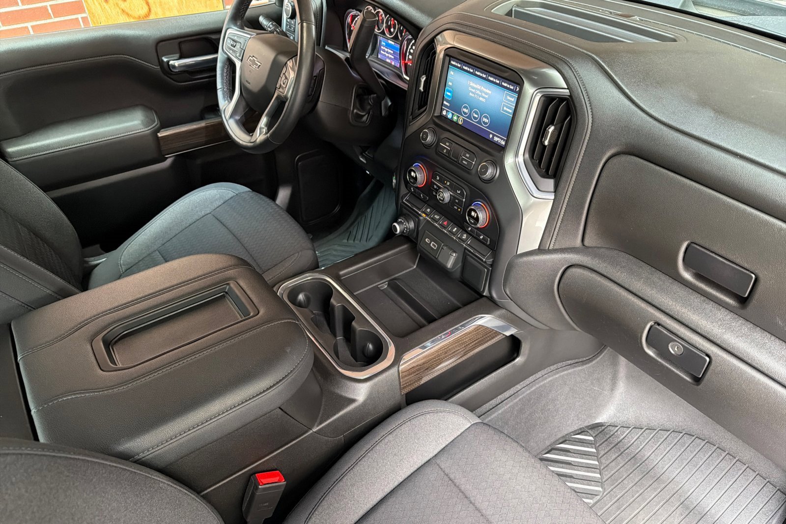 Used 2022 Chevrolet Silverado 1500 RST image 15