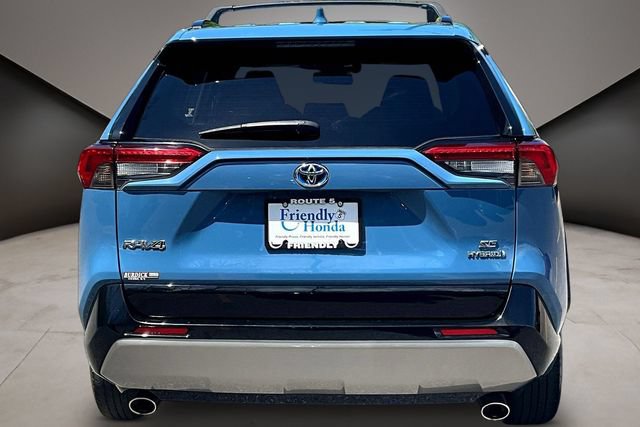 Used 2022 Toyota RAV4 SE w/ Convenience Package AWD/4WD image 4