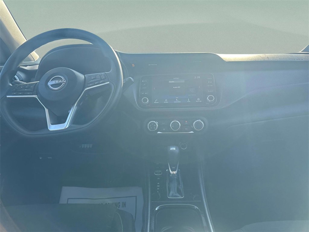 Used 2023 Nissan Kicks SV image 16