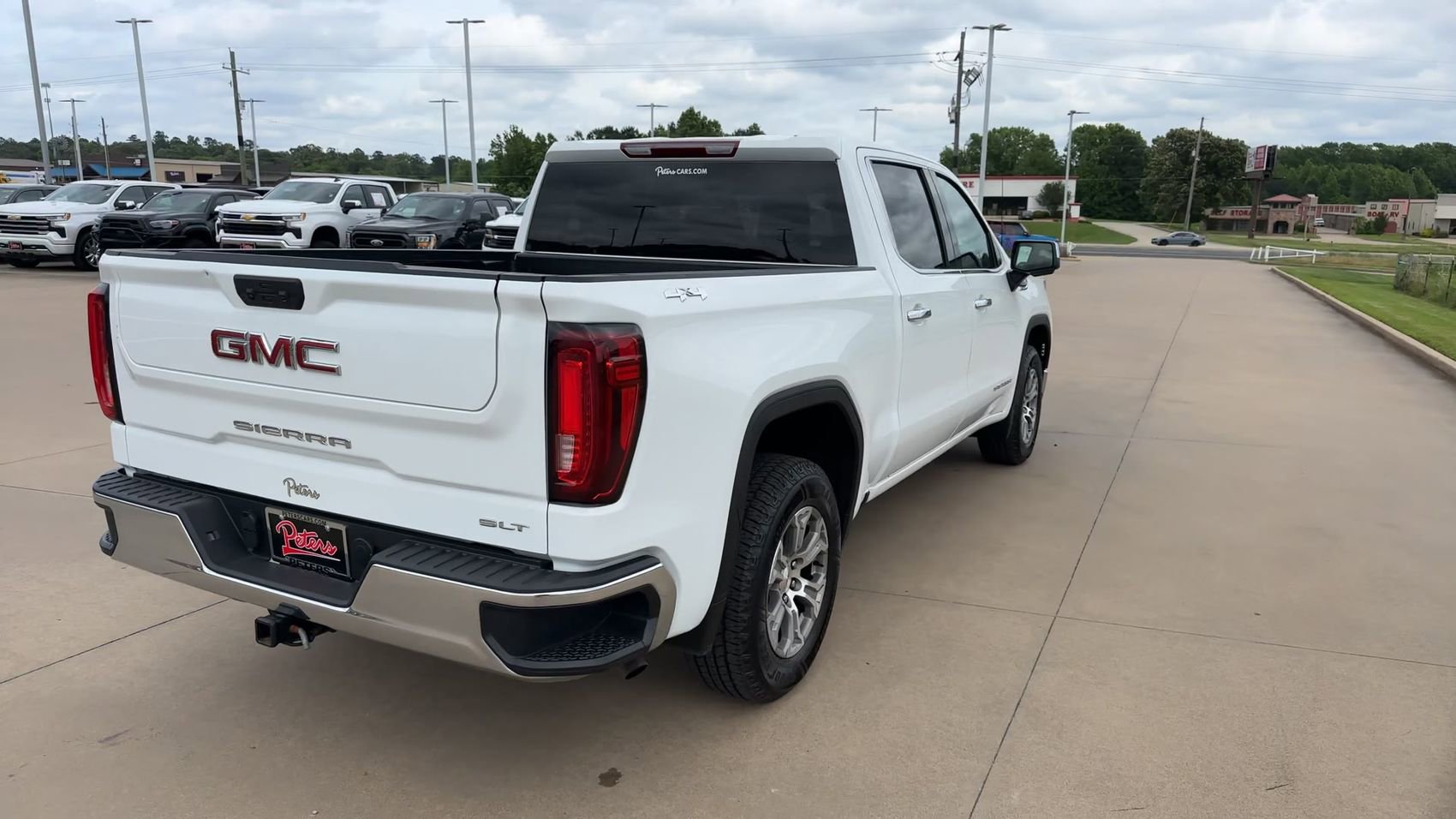 Used 2025 GMC Sierra 1500 SLT AWD/4WD image 8