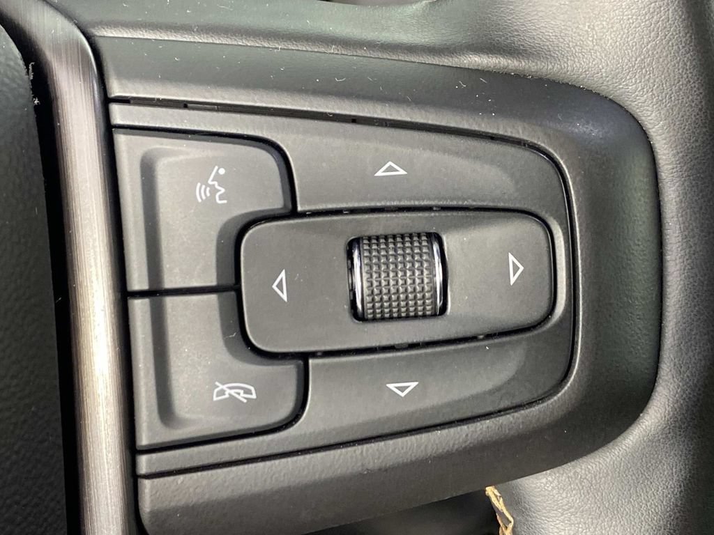 Used 2023 GMC Yukon XL AT4 w/ AT4 Premium Package AWD/4WD image 19