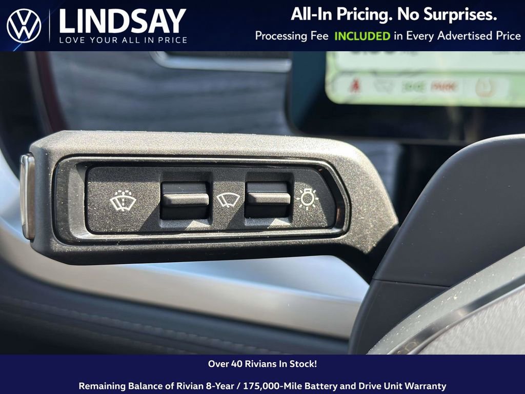 Used 2022 Rivian R1T Adventure image 20