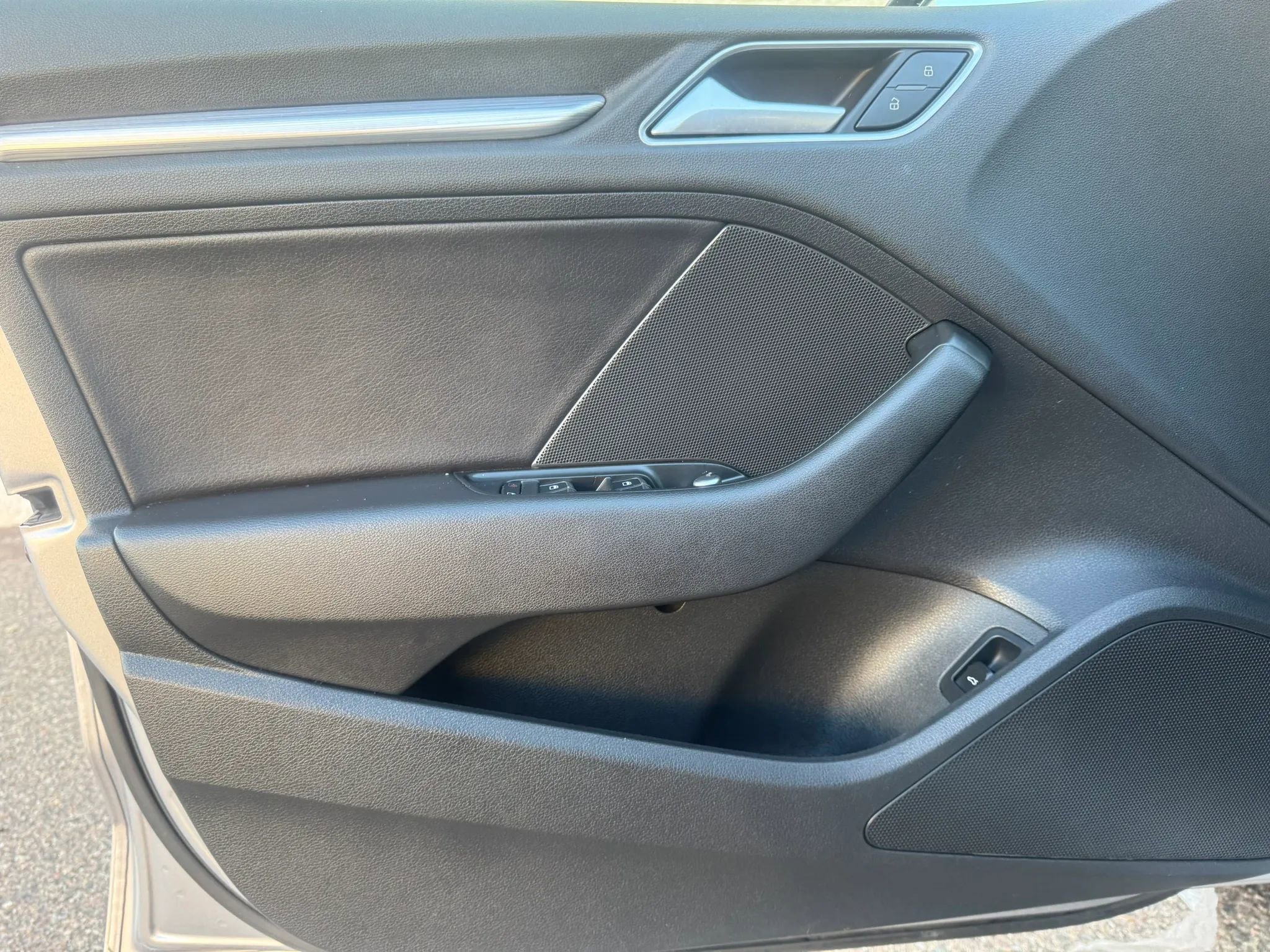 Used 2015 Audi A3 TDI Premium Plus FWD image 10