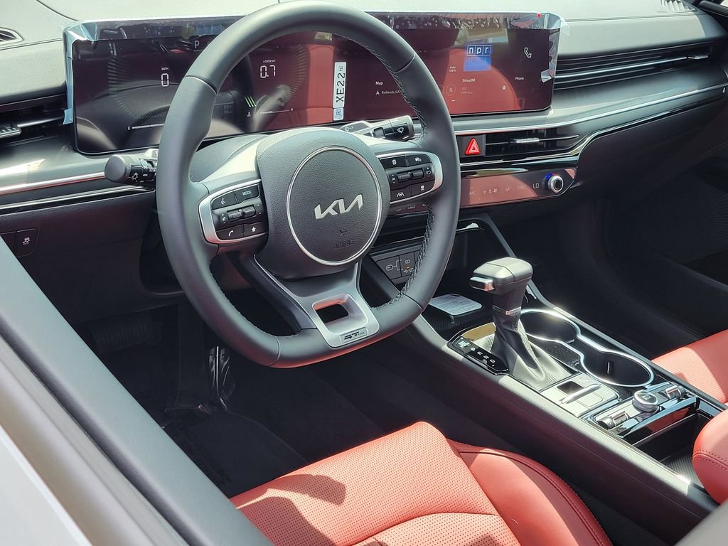 Used 2026 Kia K5 GT-Line image 3