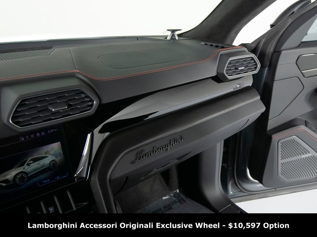 Used 2024 Lamborghini Urus S AWD/4WD image 30