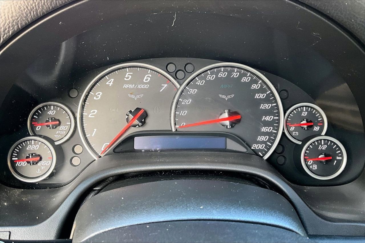 Used 2007 Chevrolet Corvette Convertible w/ Preferred Equipment Group image 11