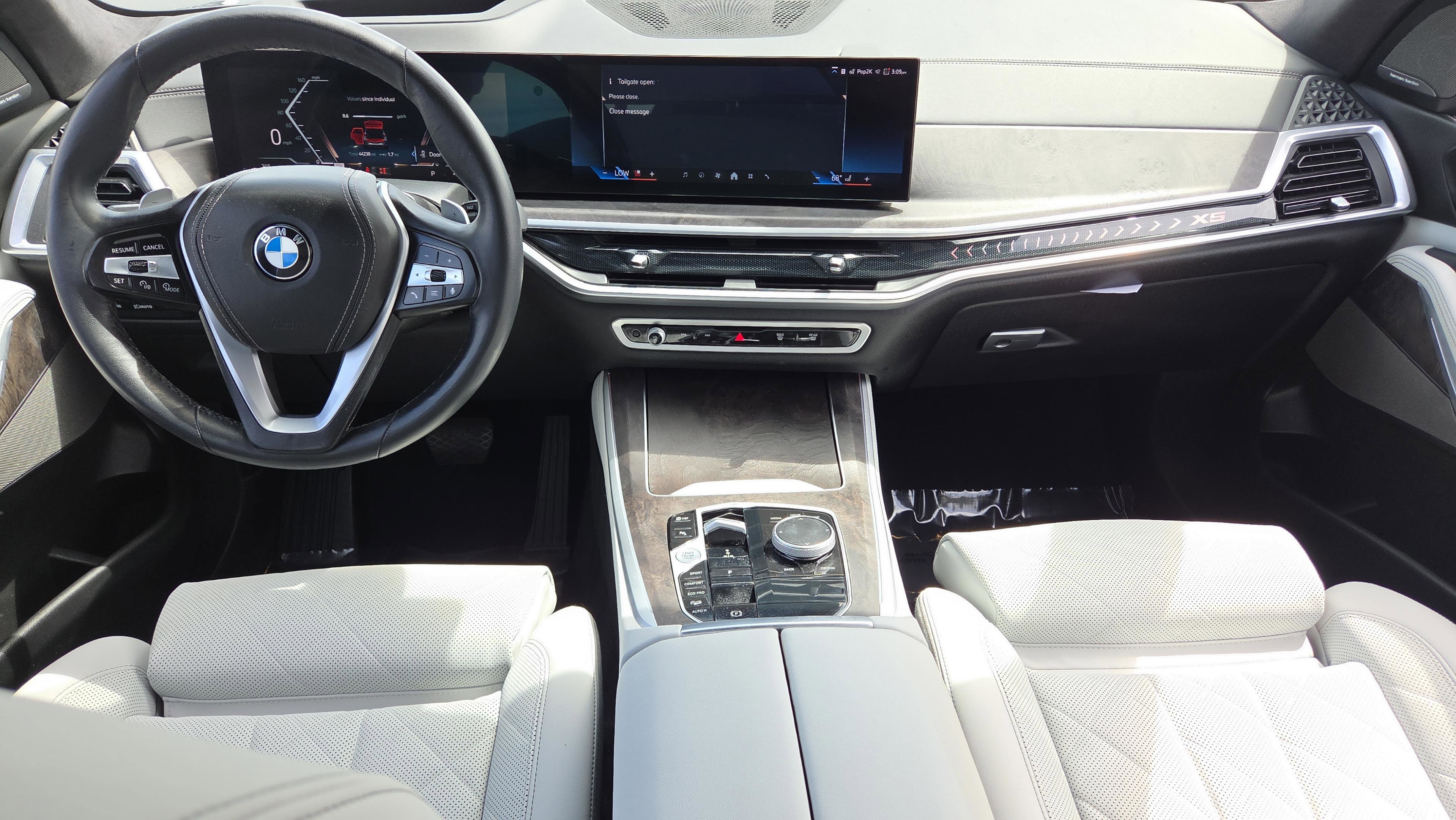 Certified 2024 BMW X5 xDrive40i w/ Premium Package image 13