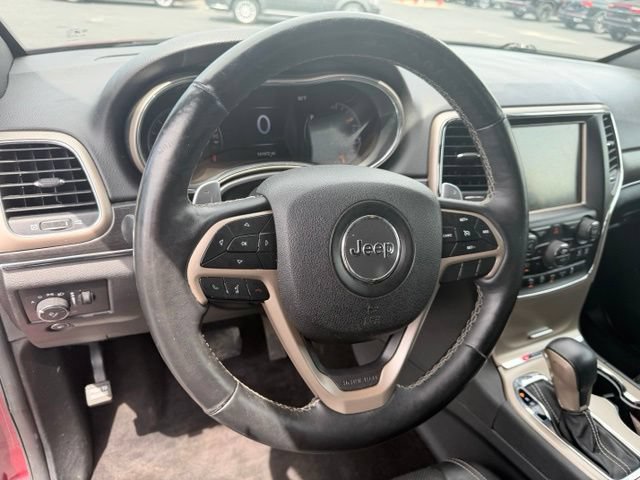 Used 2017 Jeep Grand Cherokee Limited w/ Luxury Group II AWD/4WD image 10