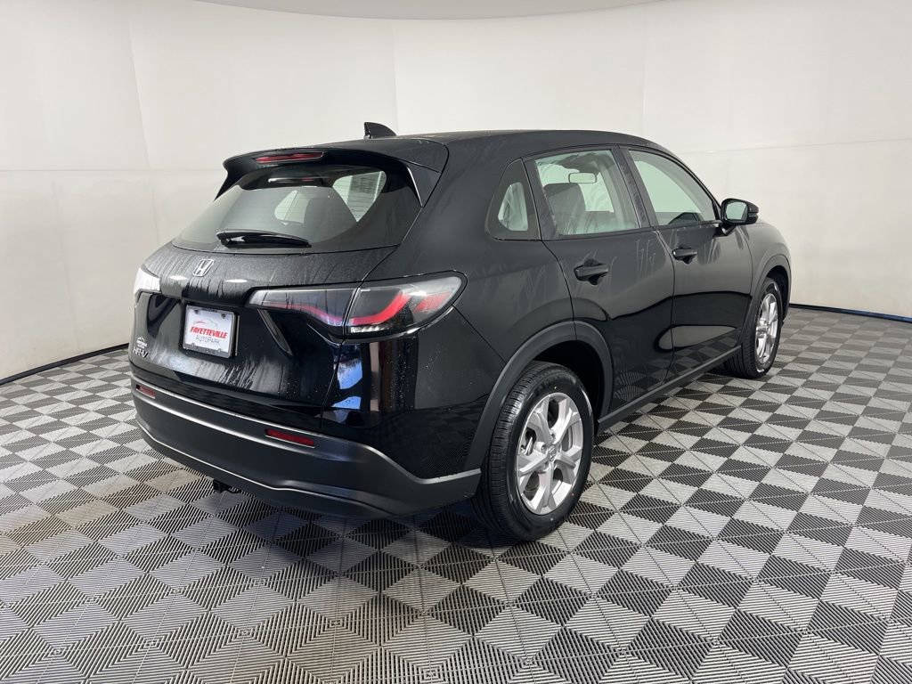 Certified 2024 Honda HR-V LX image 12
