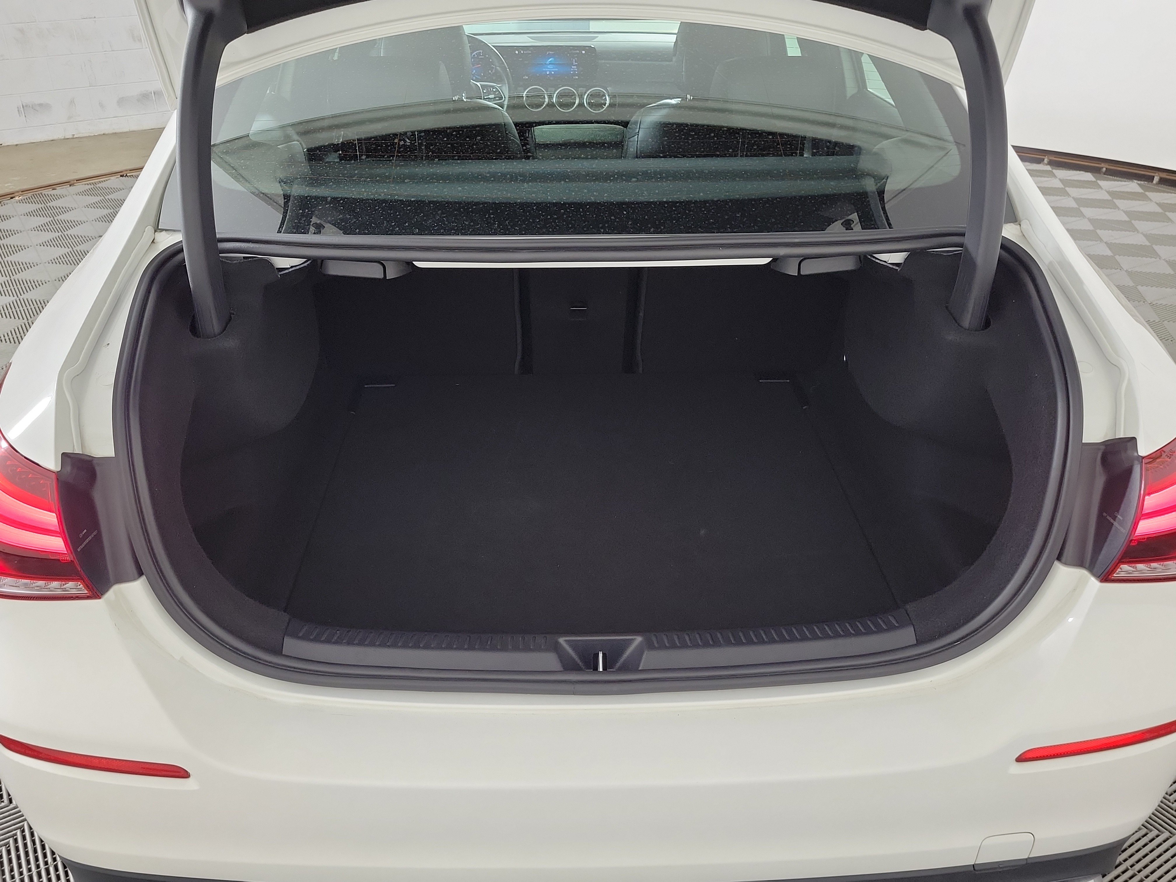 Used 2022 Mercedes-Benz A 220 4MATIC image 24