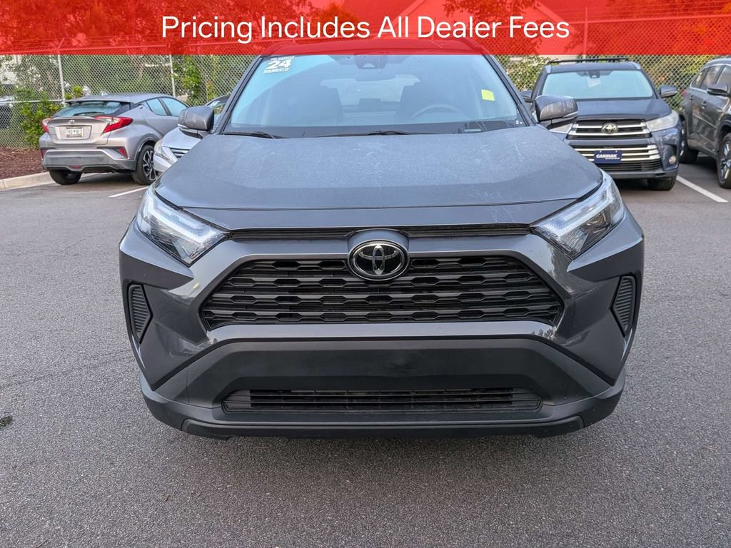 Used 2024 Toyota RAV4 XLE w/ Convenience Package FWD image 10