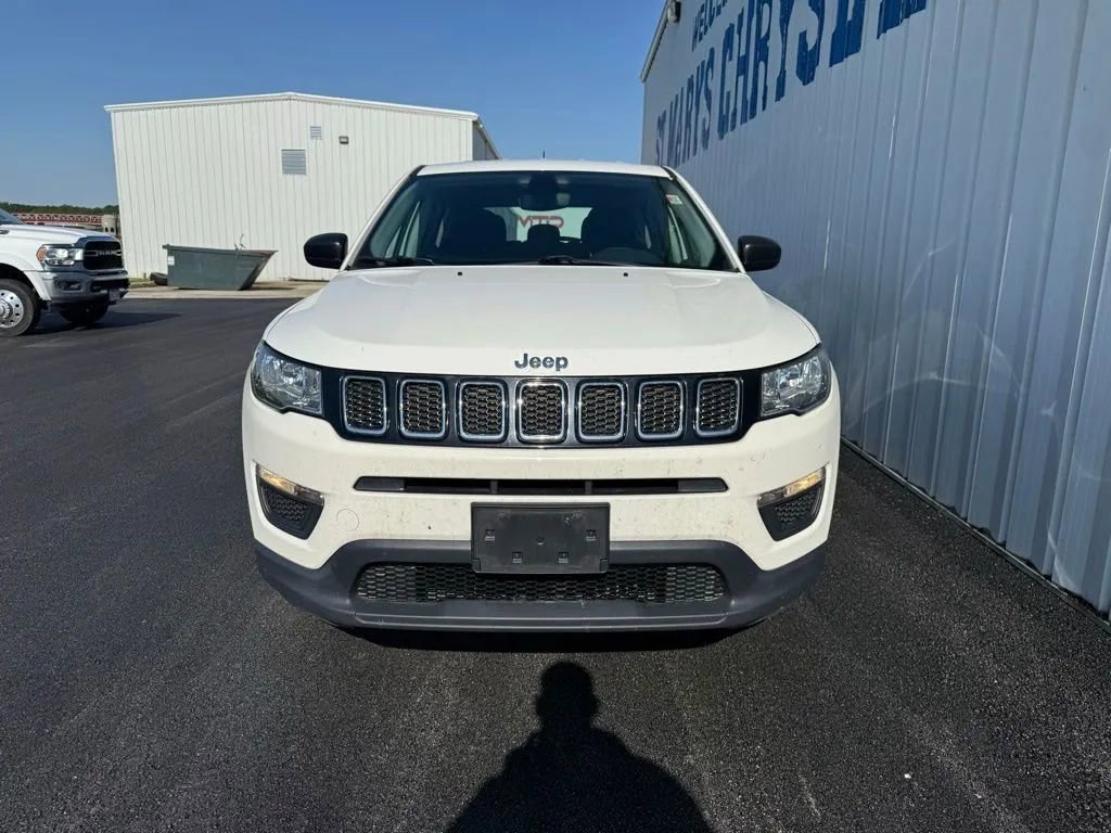 Used 2019 Jeep Compass Sport AWD/4WD image 3