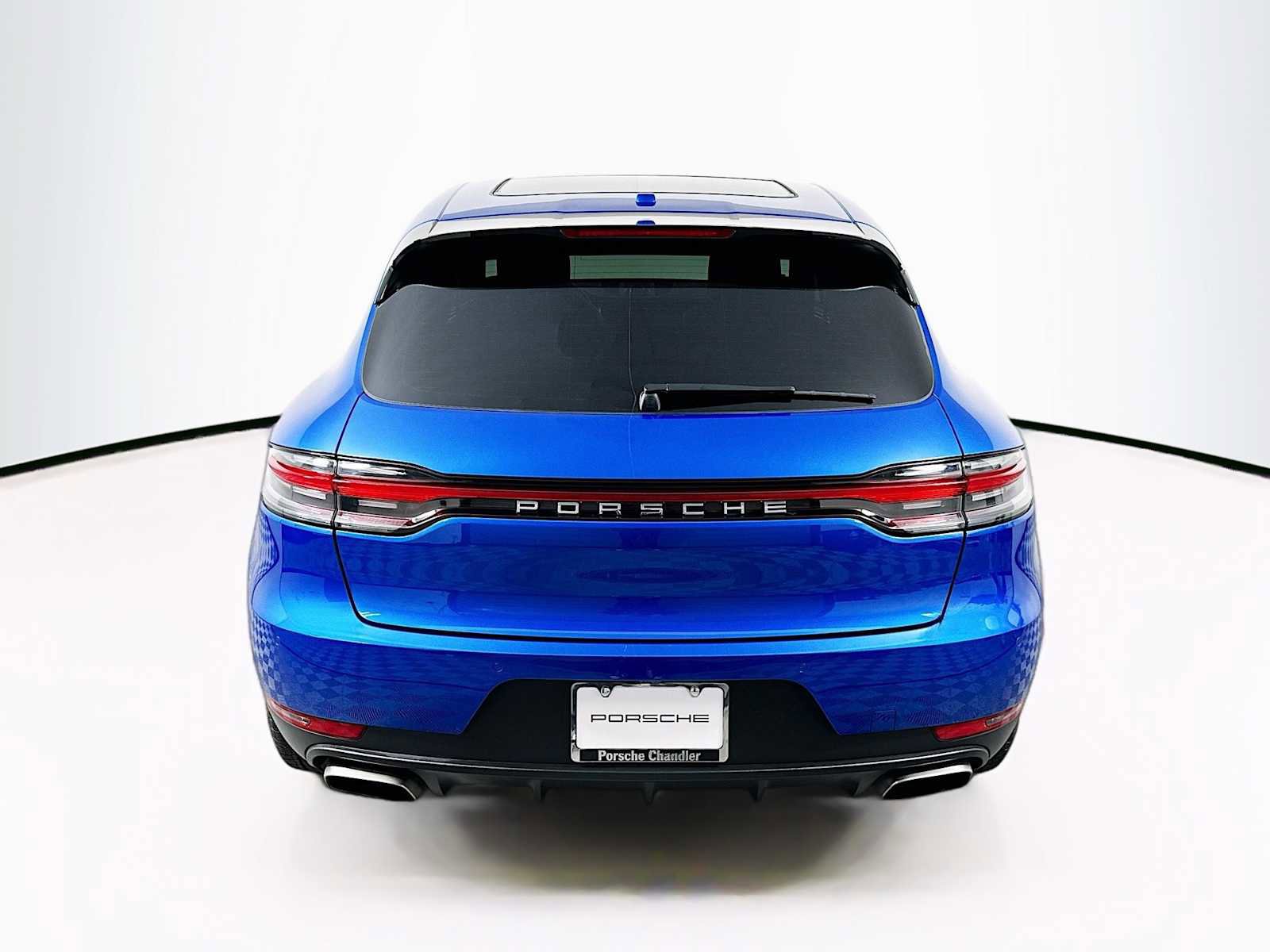Certified 2020 Porsche Macan image 10