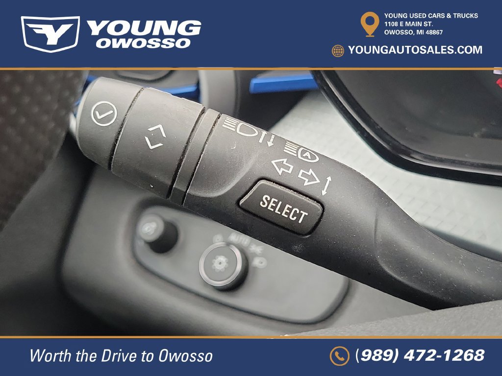 Used 2025 Chevrolet Trax LS w/ LS Convenience Package FWD image 13