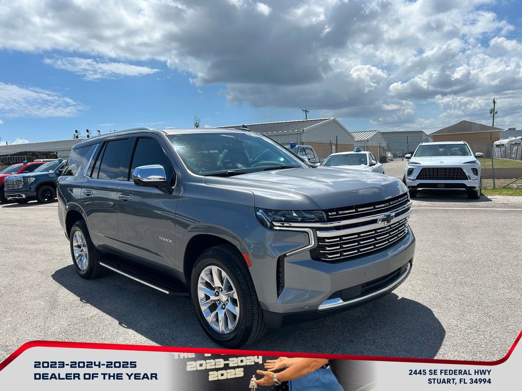 Used 2021 Chevrolet Tahoe Premier w/ Premium Package RWD image 2