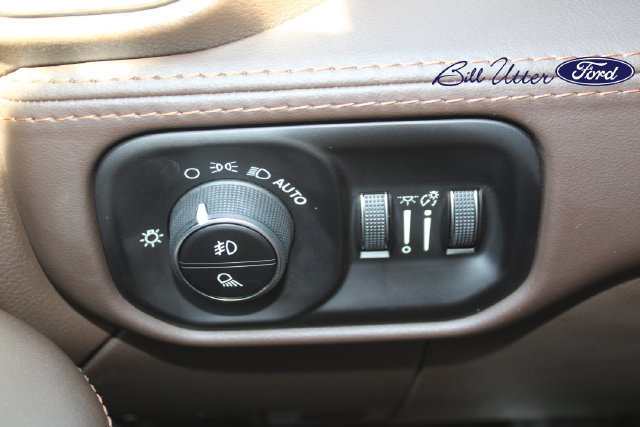 Used 2026 RAM 2500 Limited AWD/4WD image 22