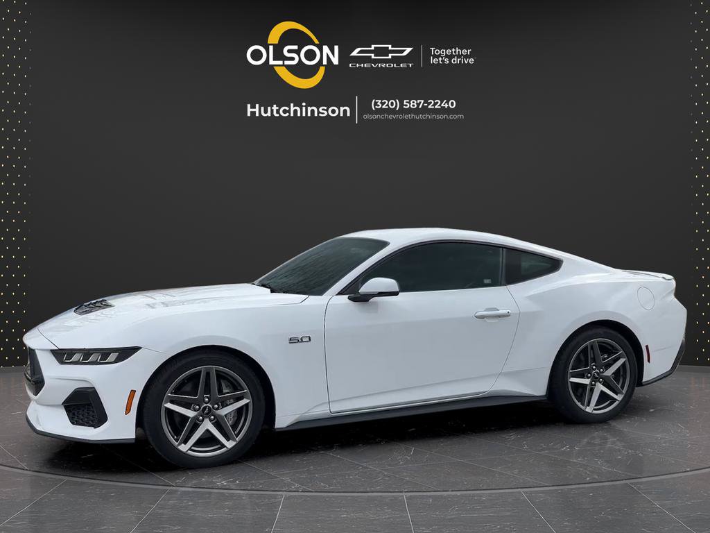 Used 2024 Ford Mustang GT Premium RWD image 3