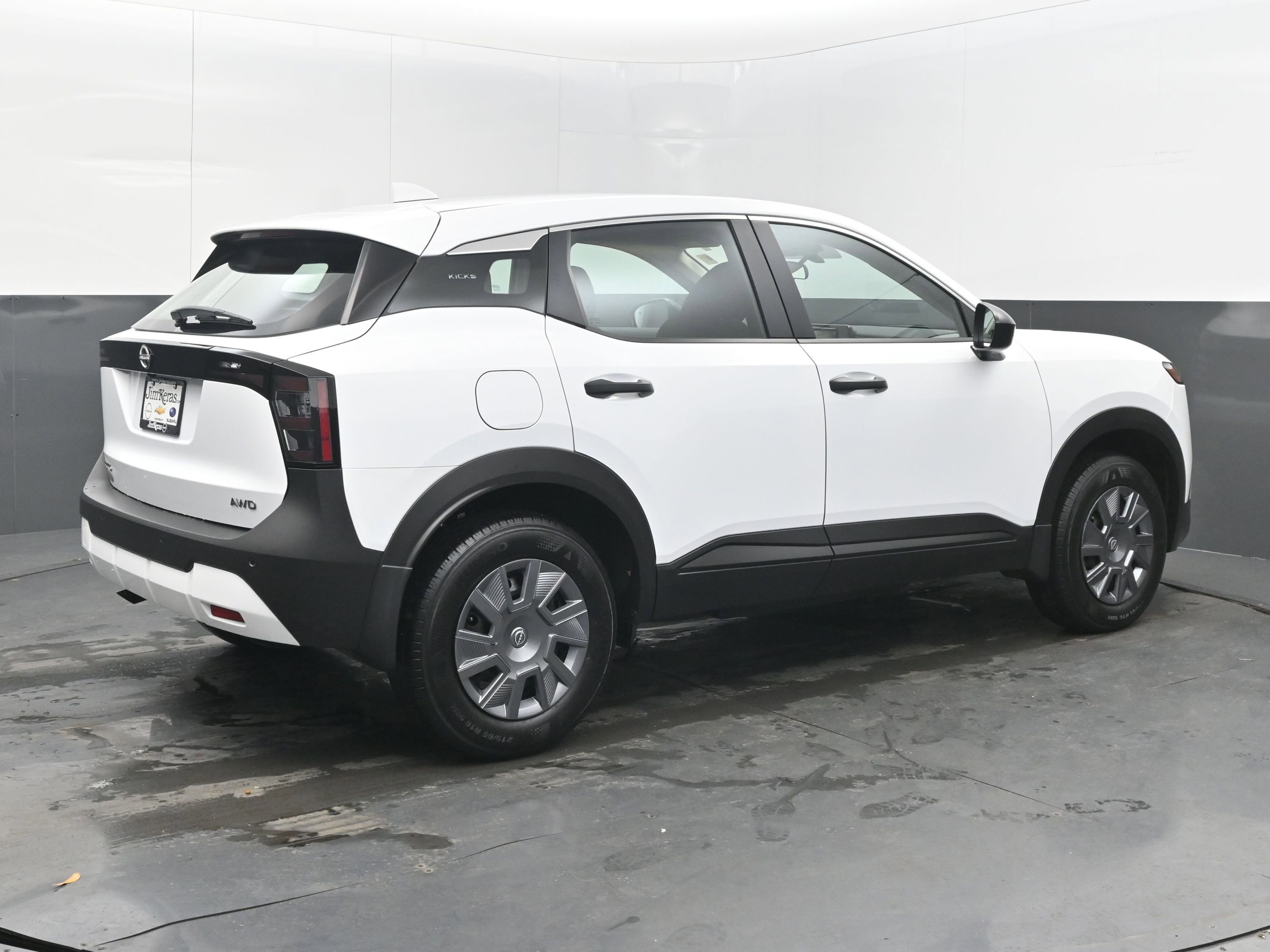 Certified 2025 Nissan Kicks S image 7