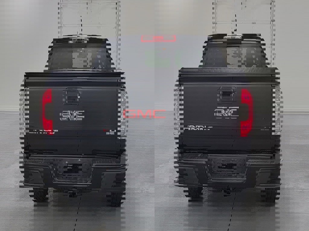 Used 2018 GMC Canyon SLE w/ Nightfall Edition image 7