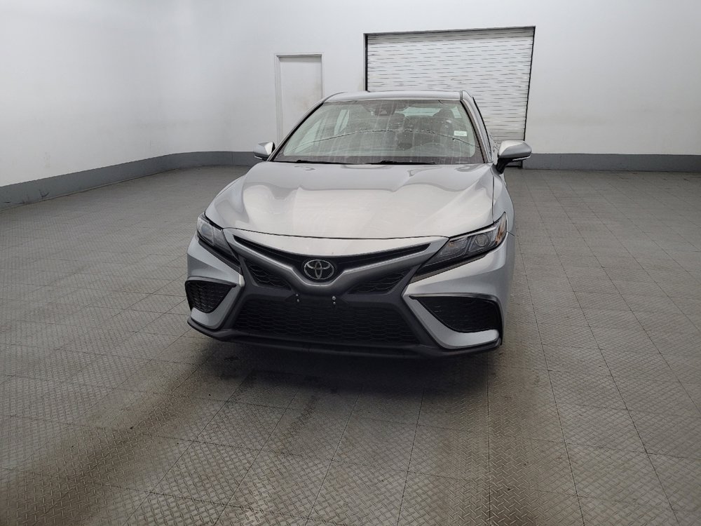 Used 2022 Toyota Camry SE image 15