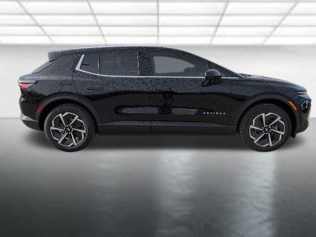 New 2026 Chevrolet Equinox EV LT image 32