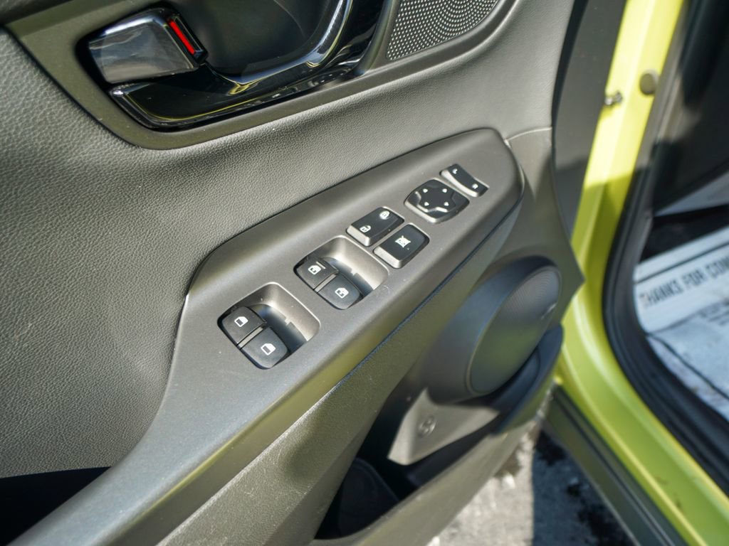 Used 2020 Hyundai Kona Limited image 17