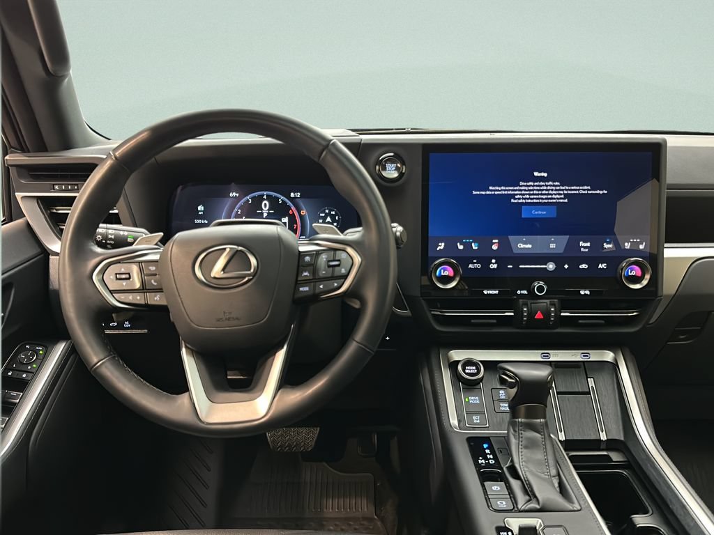 Used 2024 Lexus GX 550 w/ Cold Area Package AWD/4WD image 21