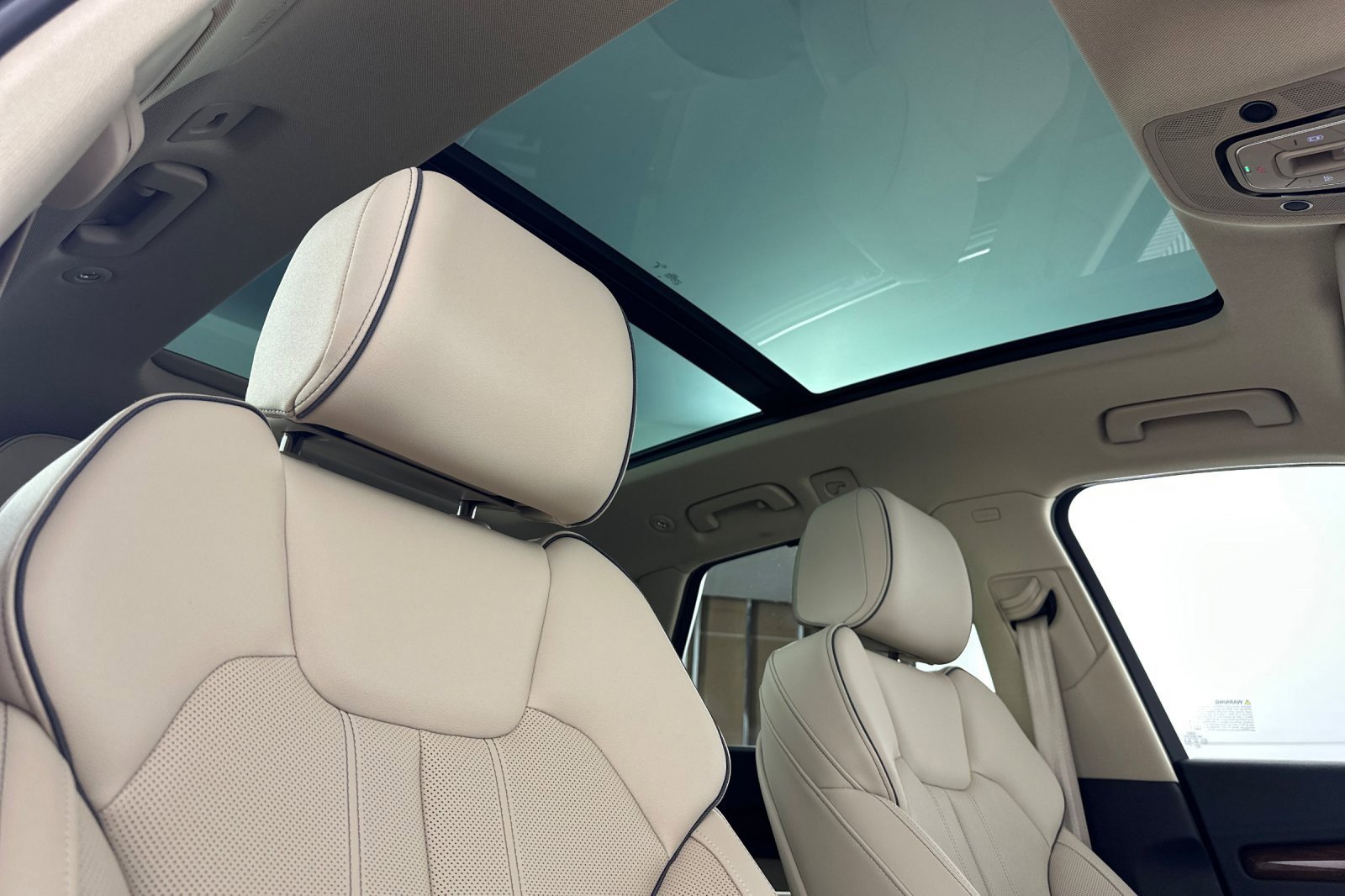 Used 2023 Audi Q5 2.0T Premium Plus w/ Premium Plus Package image 16