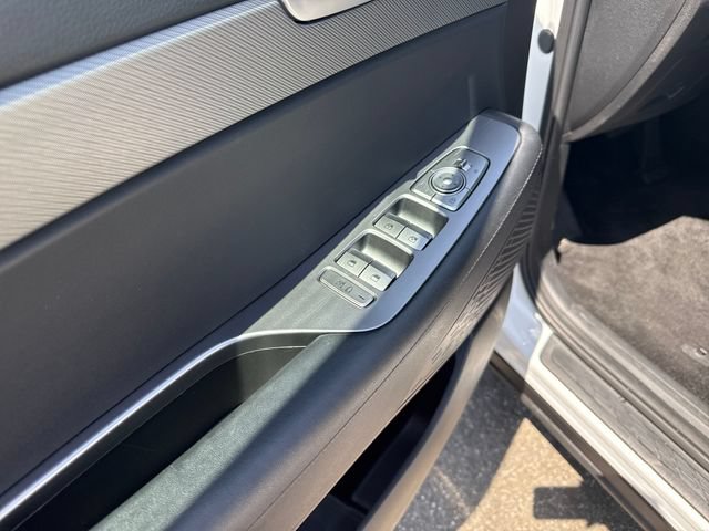 Used 2025 Hyundai Palisade SEL FWD image 11